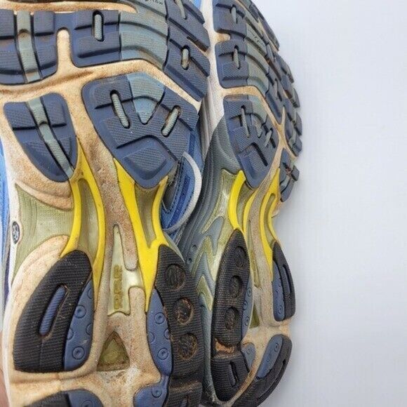 Brooks ADRENALINE GTS 7 Women's Sneaker Running Shoe Size  11 - Picture 3 of 6